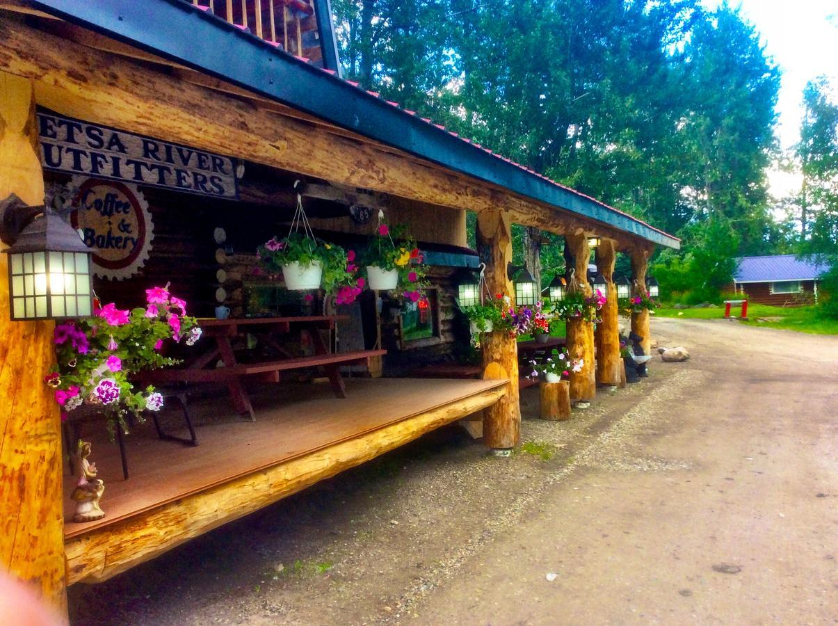 Tetsa River Lodge Екстериор снимка